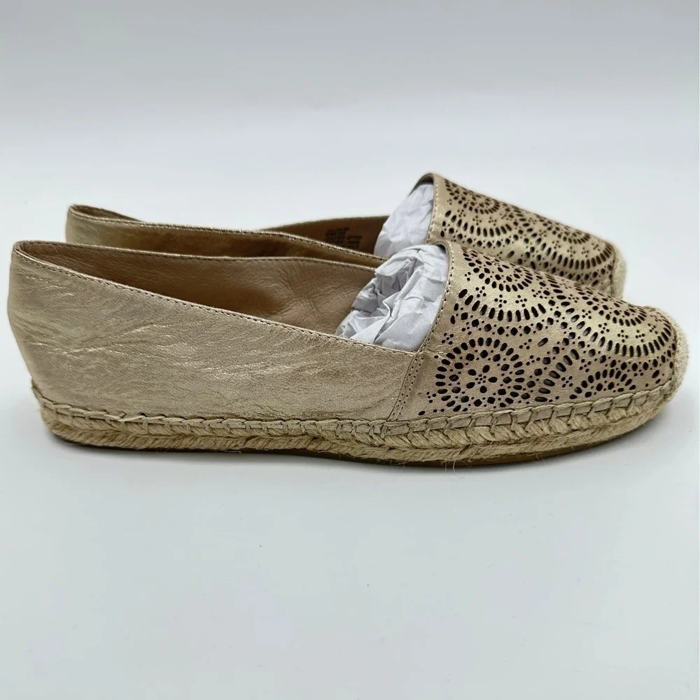 Vince Camuto no significant